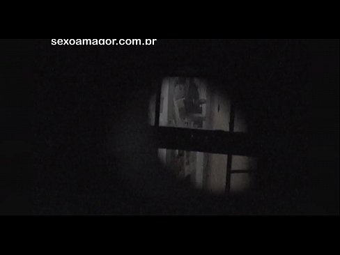 ❤️ Blondie hè videoregistrata in segretu da un voyeur di u quartieru nascostu daretu à i mattoni cavi ❤️❌ Porno à co.xxxner.ru ☑